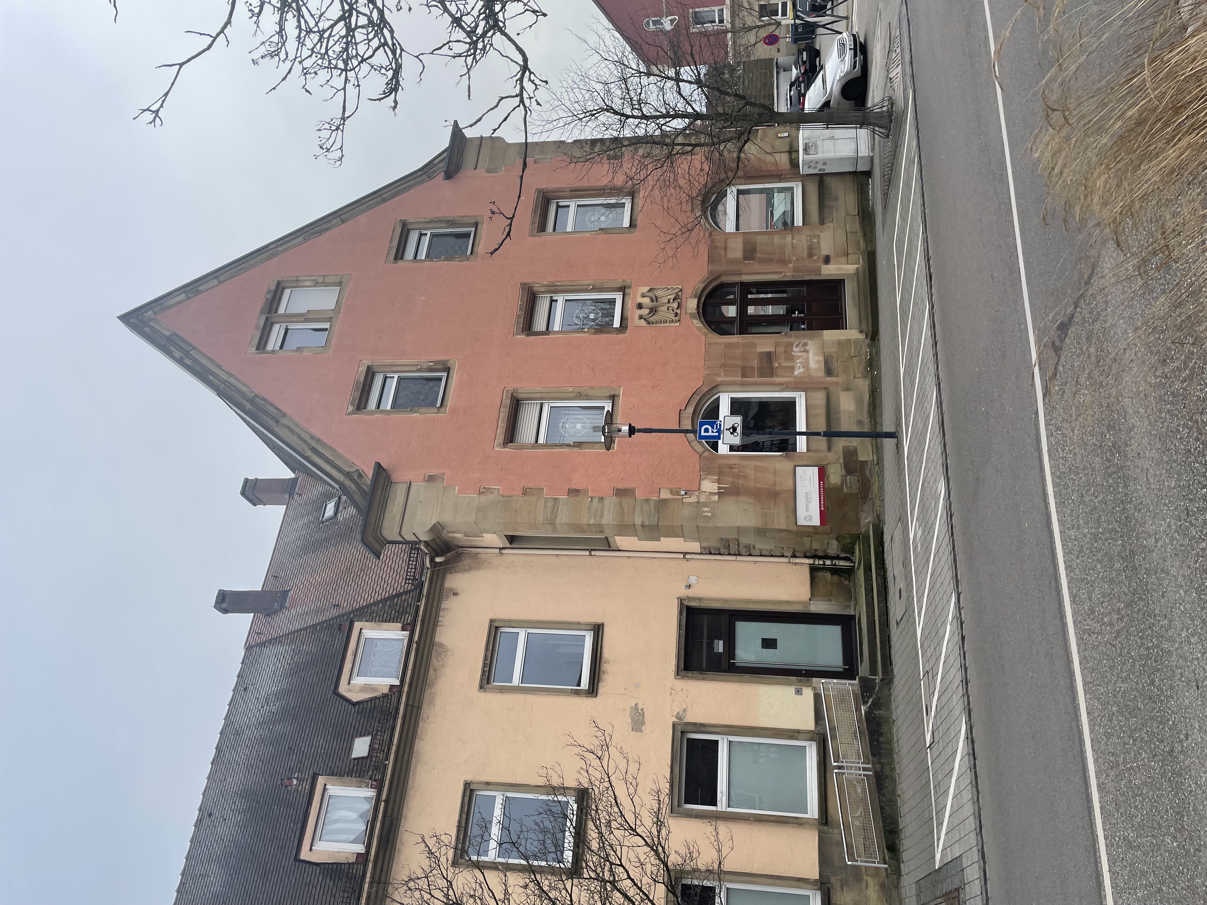 Kindergarten statt Fahrradgeschäft im alten Postgebäude