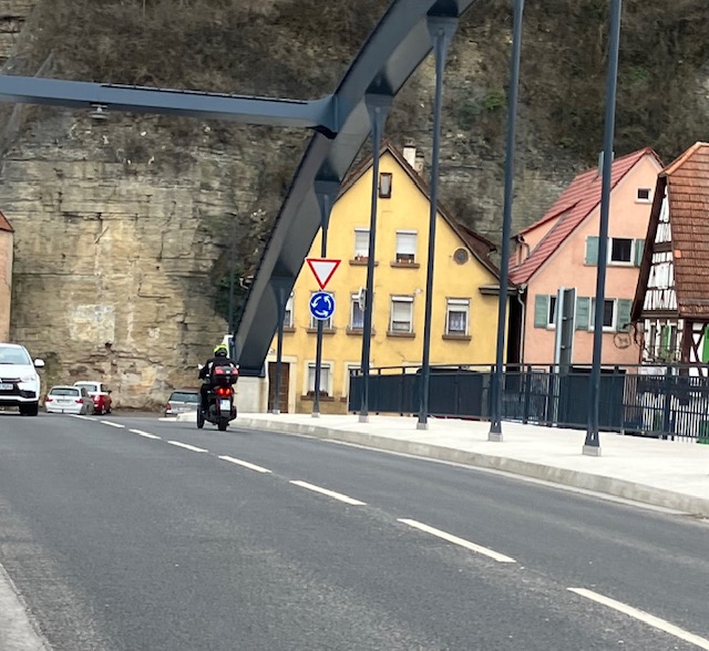 Was geschieht mit der Baulücke in der Enzstraße