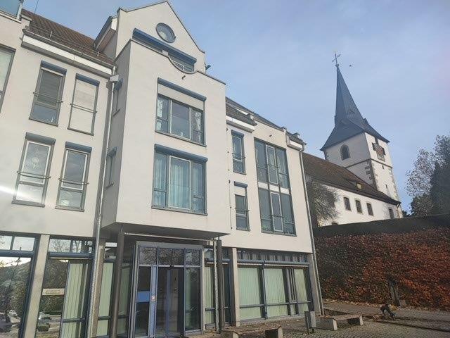 Stadt soll dafür Räume der ehemaligen Enztalbank kaufen